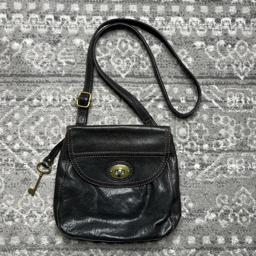 Fossil Long Live Vintage 1954 Black Pebbled Leather Crossbody Bag Turn Lock